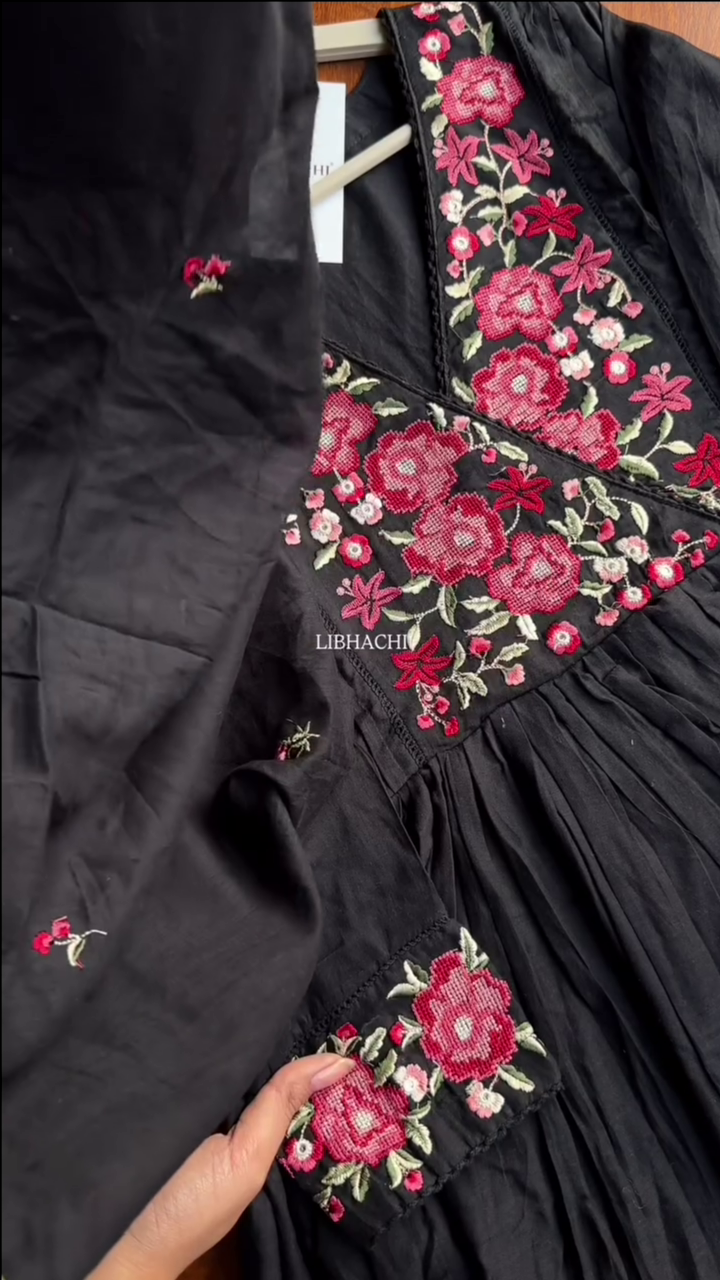 Mul Mul cotton embroidered Anarkali with pants and dupatta – Black - Image 4