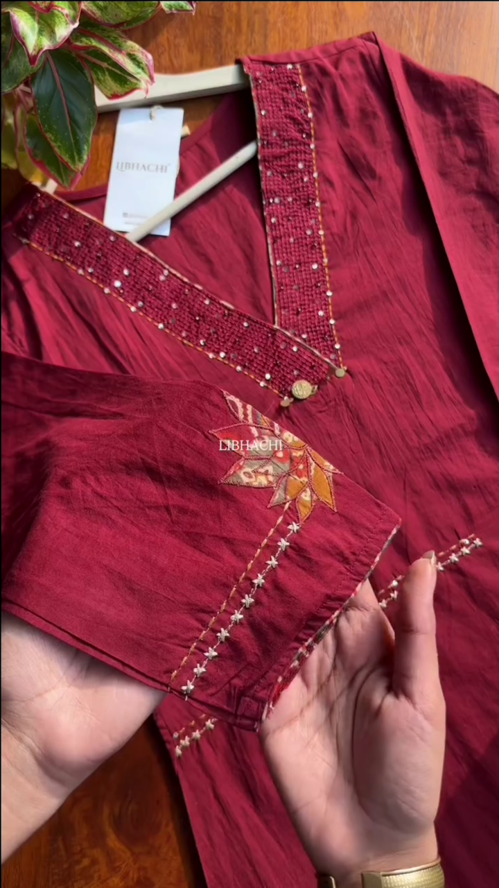 Women Red Embroidered Work Pure Cotton Kurta With Trousers - Image 2